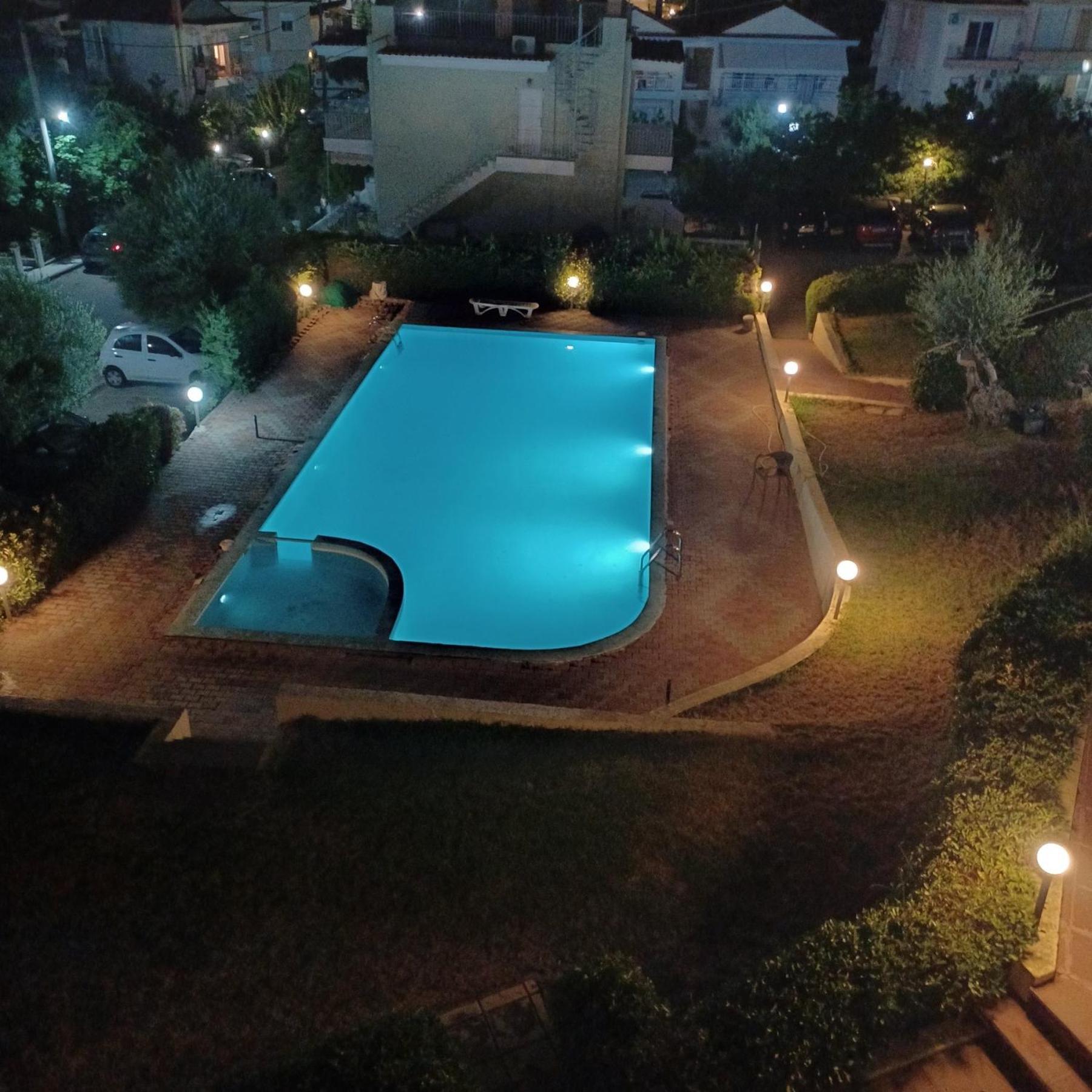 Gerakini 2Br Apt With Shared Pool Εξωτερικό φωτογραφία