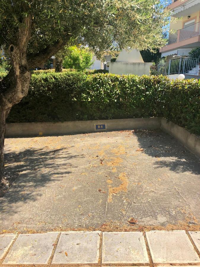 Gerakini 2Br Apt With Shared Pool Εξωτερικό φωτογραφία